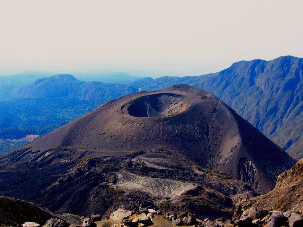 3 Days Mount Meru Trekking